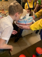 Детский праздник в стиле "Гадкий Я" с весёлыми миньонами! Аморе Пицца Тюмень