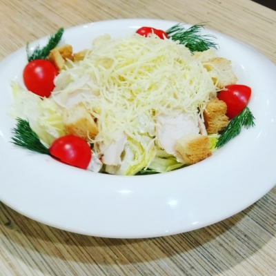Цезарь с курицей Аморе Пицца Тюмень
